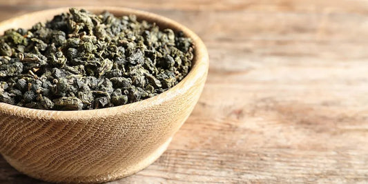 Tè Oolong: storia, leggenda, proprietà e perché è Perfetto per gli Sportivi